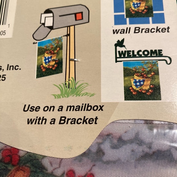 Santa flag use for mailbox,yard door, window new weather resistant fabric in pkg - Picture 9 of 9